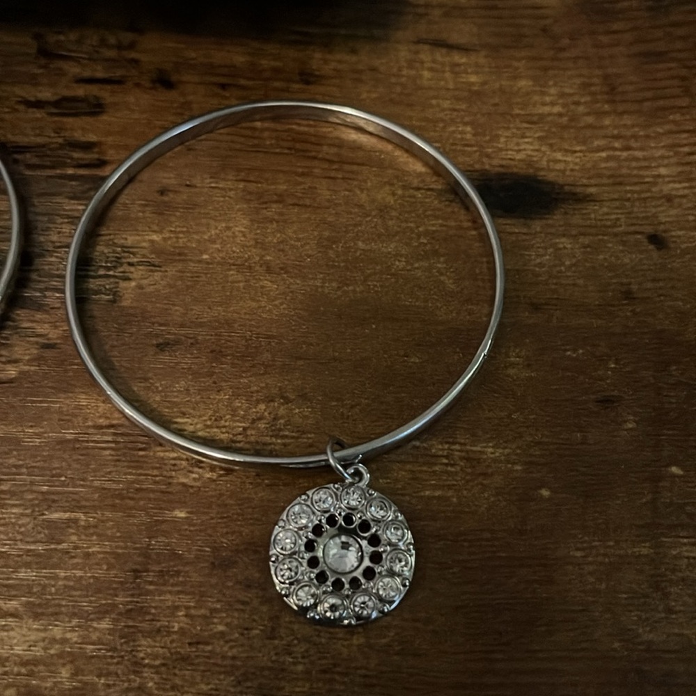 Jessica Simpson Bangle Set - Picture 4 of 7